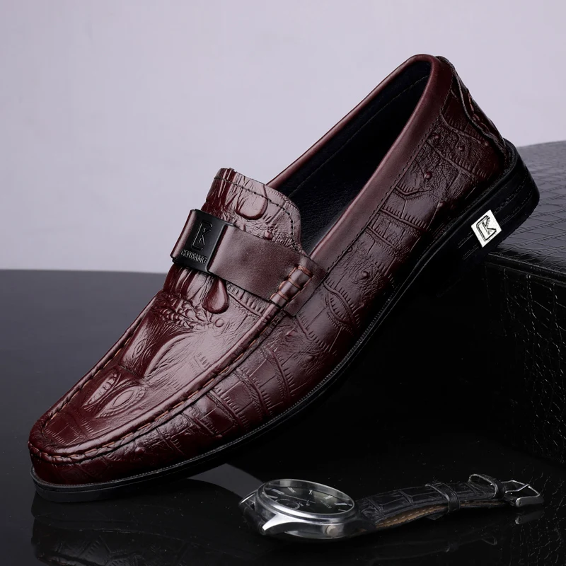 

New high-end customized top layer cow men's casual leather shoes, crocodile pattern peas shoessoft and comfortable driving shoes