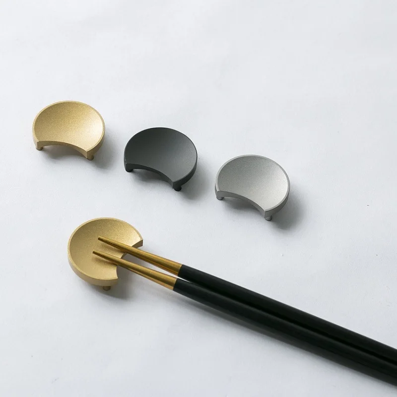 

Creative Style Chopstick Rest Stand Stainless Steel Kitchen Tools Retro chopstick holder Knife Spoon Home Hotel Tableware