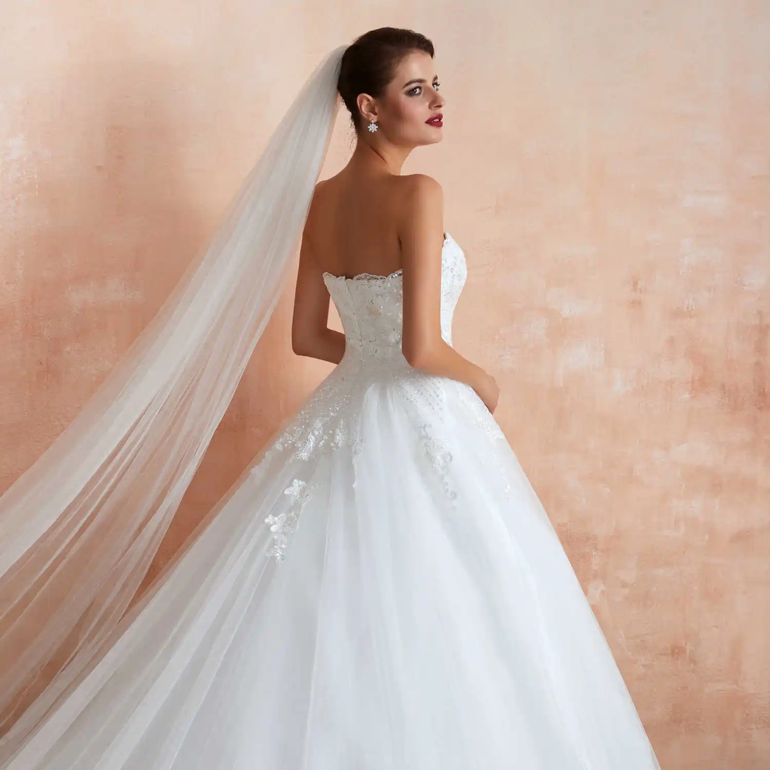 Vivian's Bridal модное блестящее Сетчатое кружевное свадебное платье с аппликацией, сексуальное, с лифом сердечком, с открытой спиной на шнуровке, свадебное платье со шлейфом
