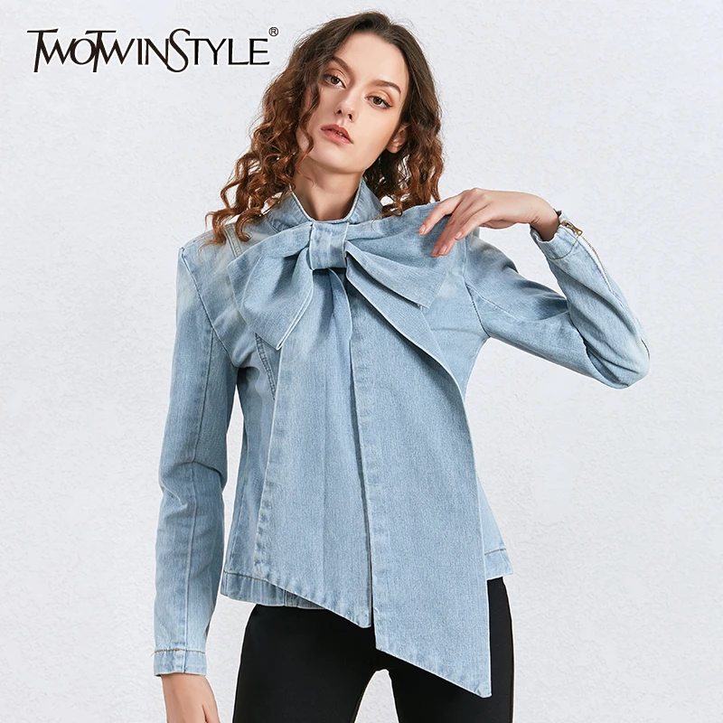 Женская Джинсовая блузка TWOTWINSTYLE белая Повседневная Блузка с бантом длинными