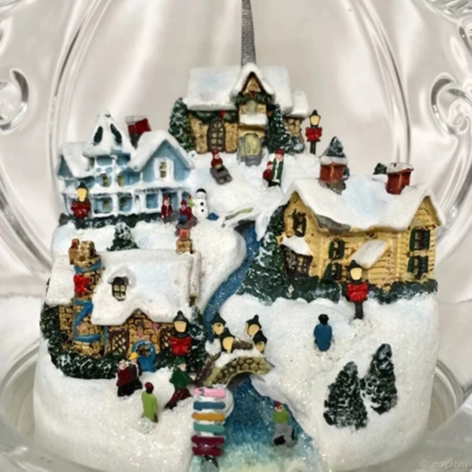 

Paintings-Wonderland Express-Masterpiece Edition Crystal Snowman Figurines DFDS889