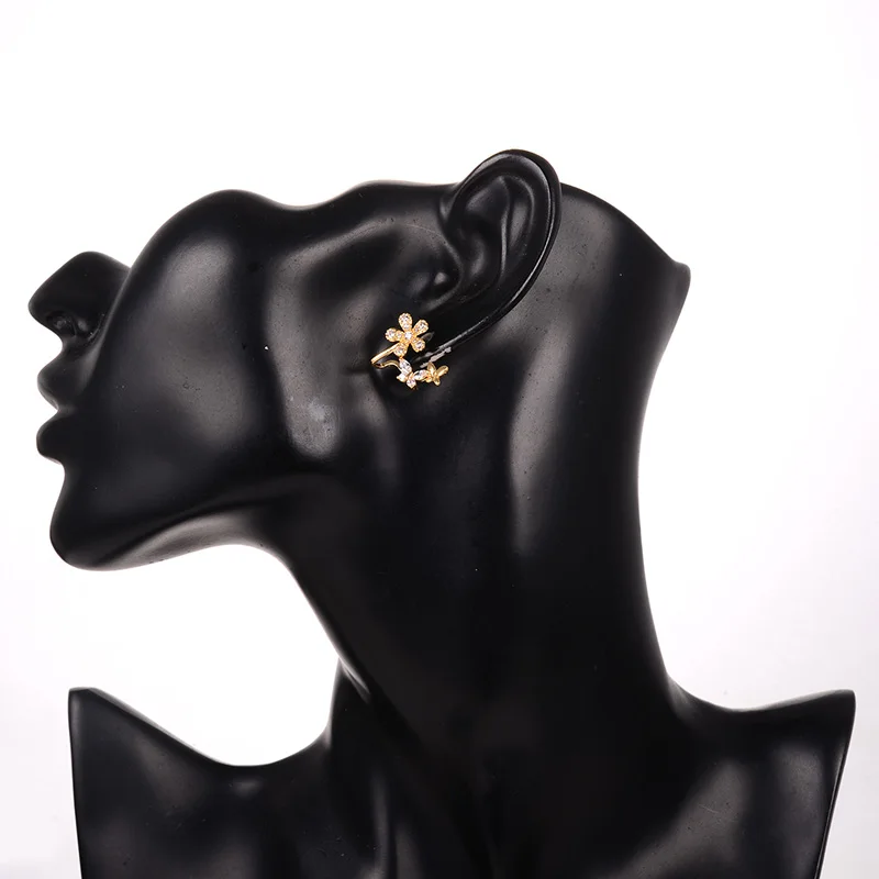 

HONGYE Sweet Flower Stud Earrings for Women Crystal Gold Color Alloy Lady Brincos Elegant Wedding Jewelry Gift 2021 Hot Sale