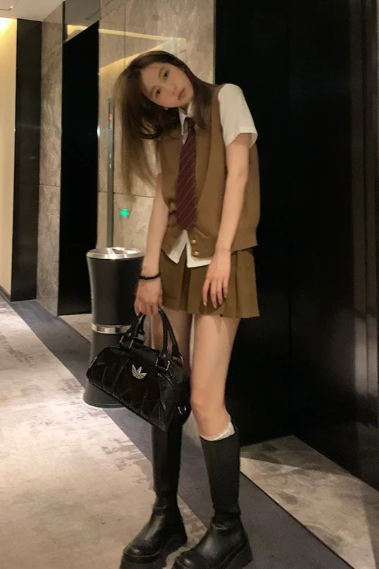 Милый костюм в стиле академии крутая Женская трикотажная рубашка топ летняя