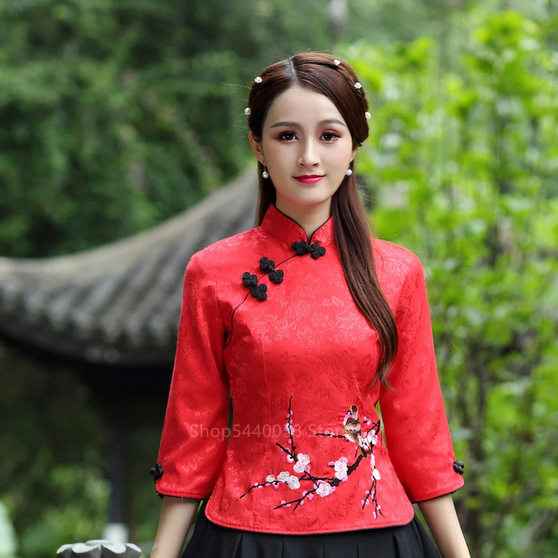 Color 1 Новогодняя традиционная китайская одежда для женщин Qipao Топ Тан костюм вышивка Cheongsam блузка Винтаж классического размера плюс Топы - Цвет: Color 1