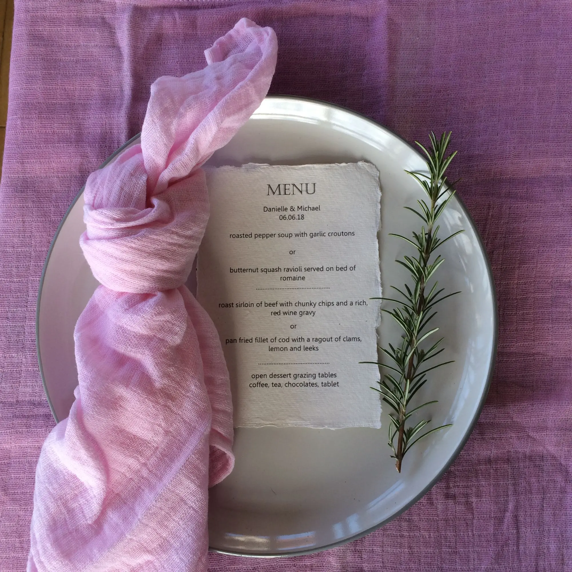 

12 шт. 43*43 см Дешевые новогодние Свадебные Румяна розовые зеленые белые винные красные темно-синие фиолетовые хлопчатобумажные марлевые сал...