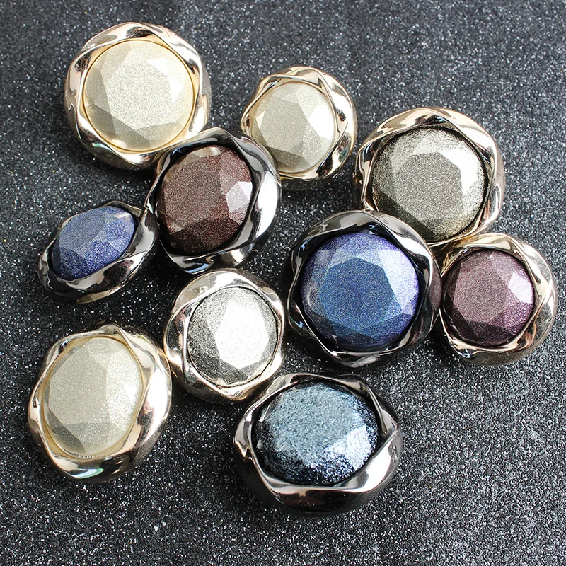 6pcs 25/30cm Multi Colored Plastic Big Buttons For Clothing Mink Fur Coats Cardigan Sweater Buttons DIY Clothing Craft Accessory