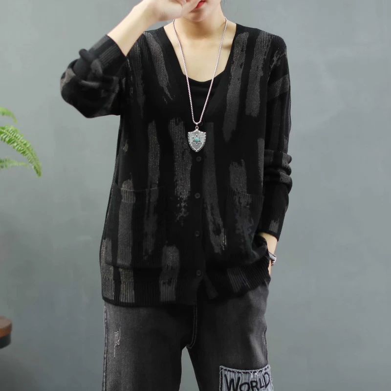 

2020 European Designer New Womens Vintage Cardigan Ladies Striped Printed Sweaters Female Knitted Casual Clothes Plus Size Tops
