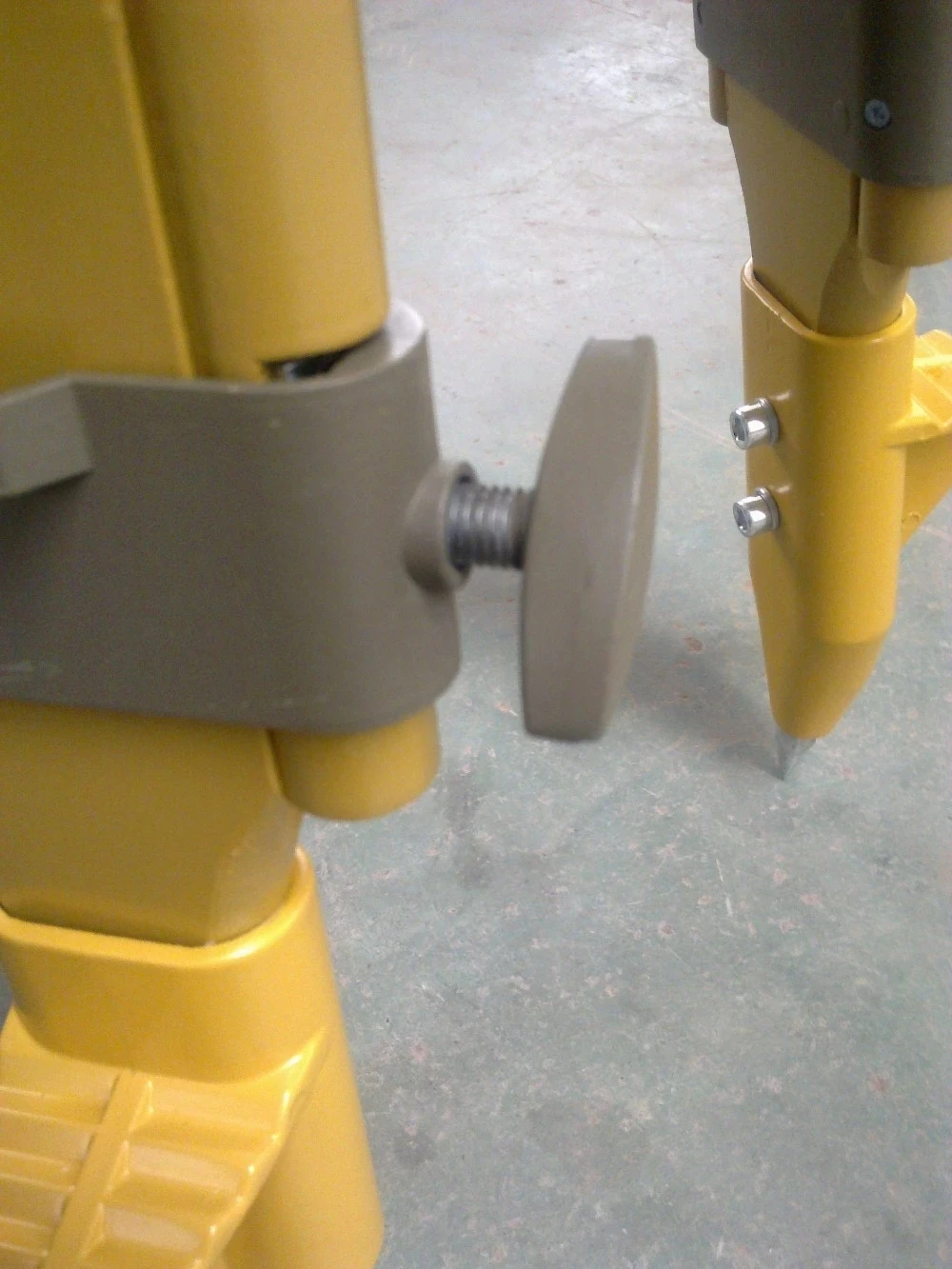 Сверхмощный деревянный штатив с механическим замком|Детали и аксессуары для