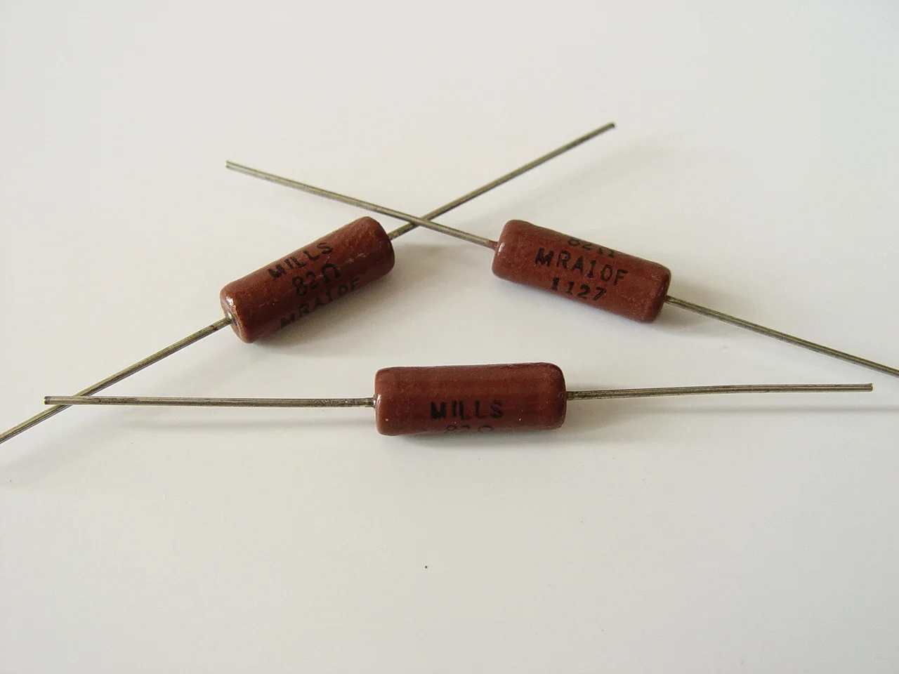 

4pcs/lot American origin Mills MRA-10W series aerospace-grade products non-inductive resistance audio resistance free shipping