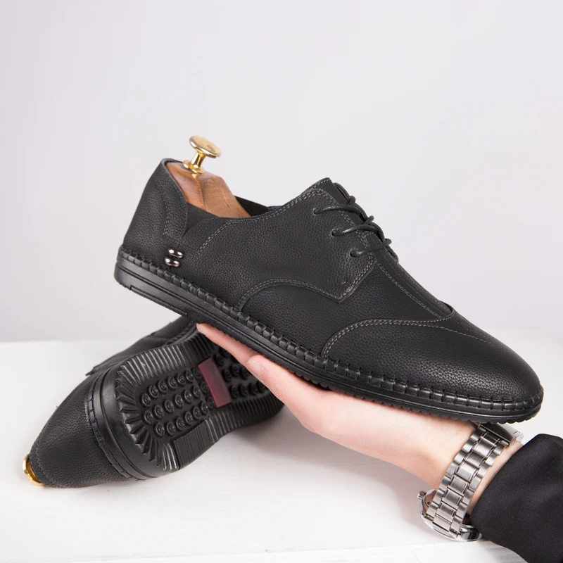 Мужские модные кожаные свадебные туфли Удобные лоферы без застежки мокасины