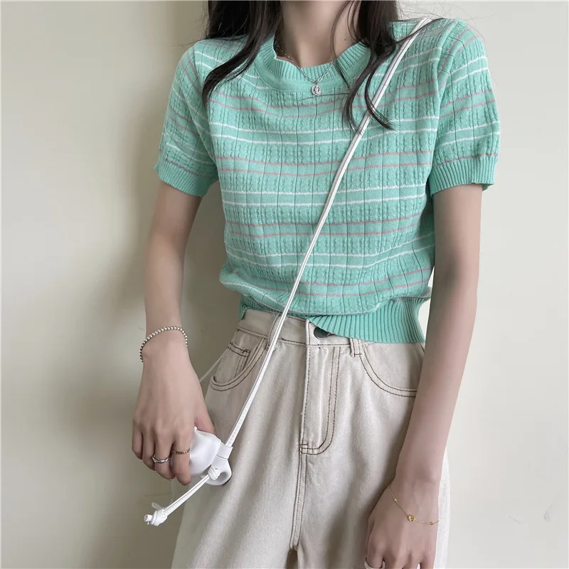 Модные футболки в полоску женская футболка короткий топ со складками вязаный