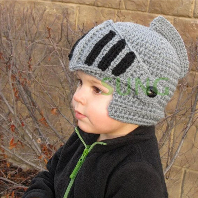 

Novelty Family Hats Roman Knight Helmet Caps Handmade Knit Warm Winter Mask Hats Father And Kid Party Mask Beanies Cap