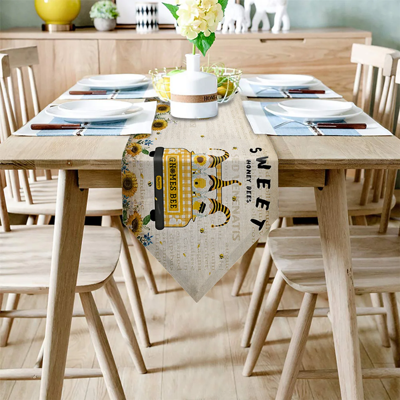 Bee Gnome Sunflower Truck Retro Modern Minimalist Table Runner Hotel Family Dinner Decoration | Дом и сад