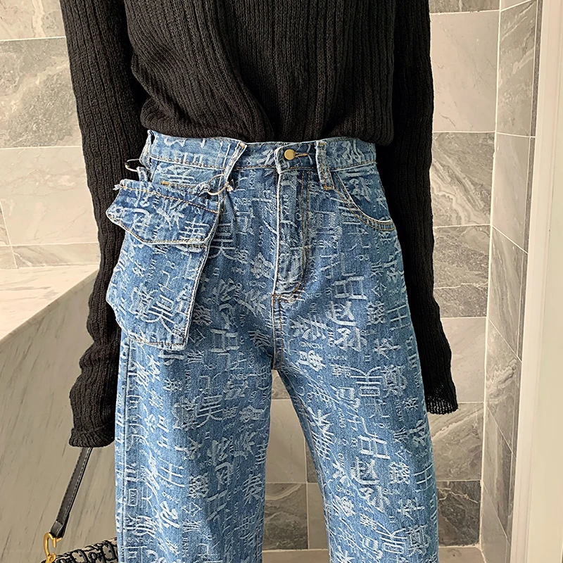 Зимние женские джинсы с принтом китайских иероглифов свободные большими