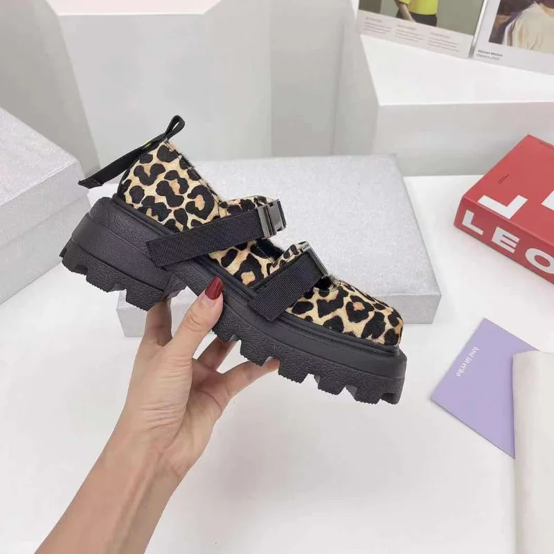 Женские босоножки с леопардовым принтом на платформе обувь для ранней осени 2021 |