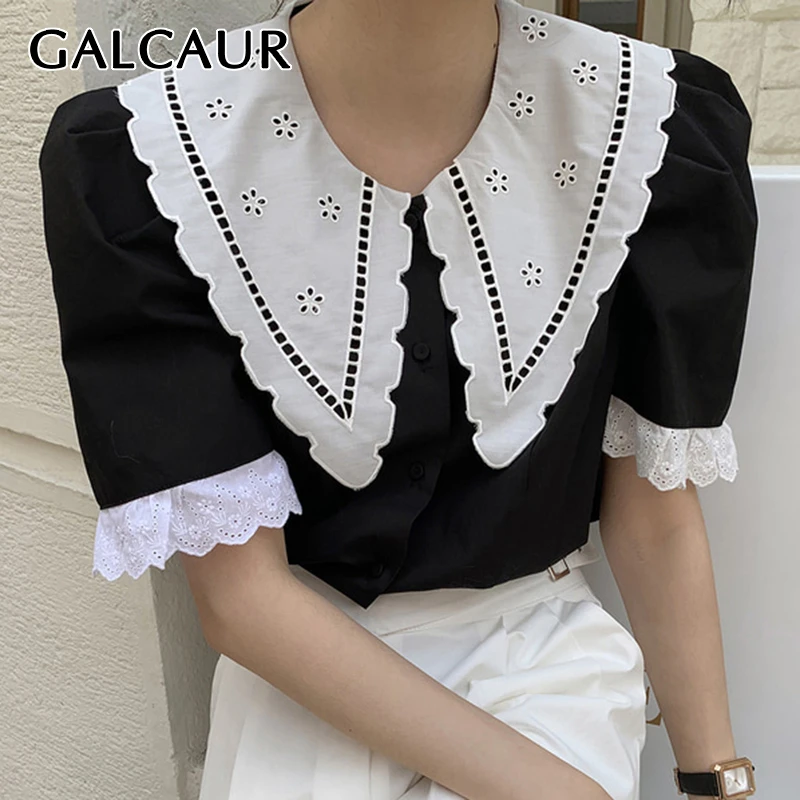 Женская блузка с круглым вырезом коротким рукавом и буффами | одежда