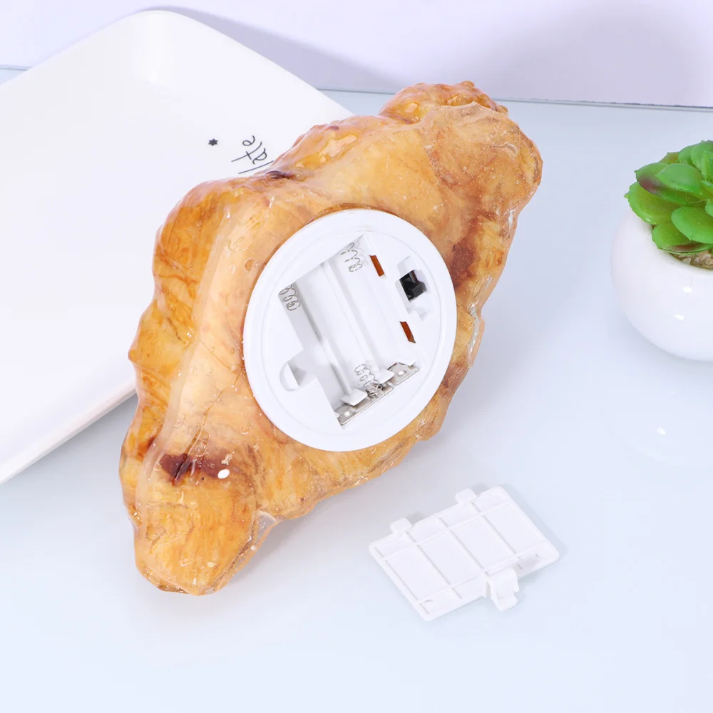 

Simulation Bread Night Light Creative Funny LED Light for Home Bedroom Decoration (Croissant)