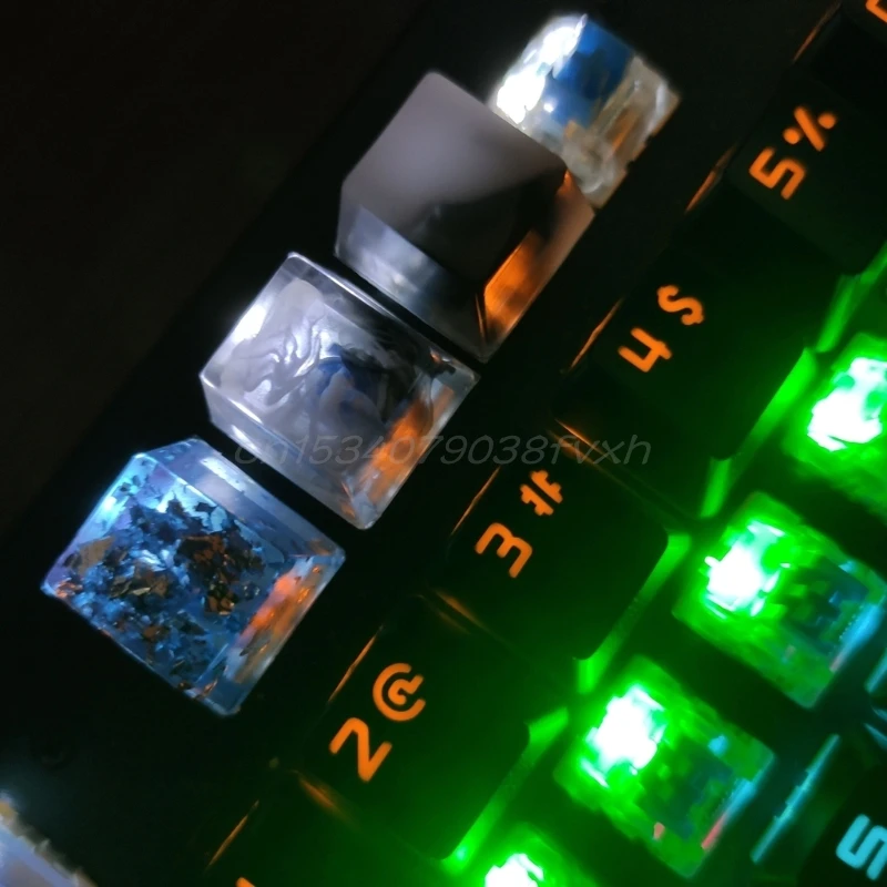 

Handmade Customized OEM R4 Profile Resin keycaps for Cherry MX Switches Mechanical Keyboard RGB Translucent Resin keycaps