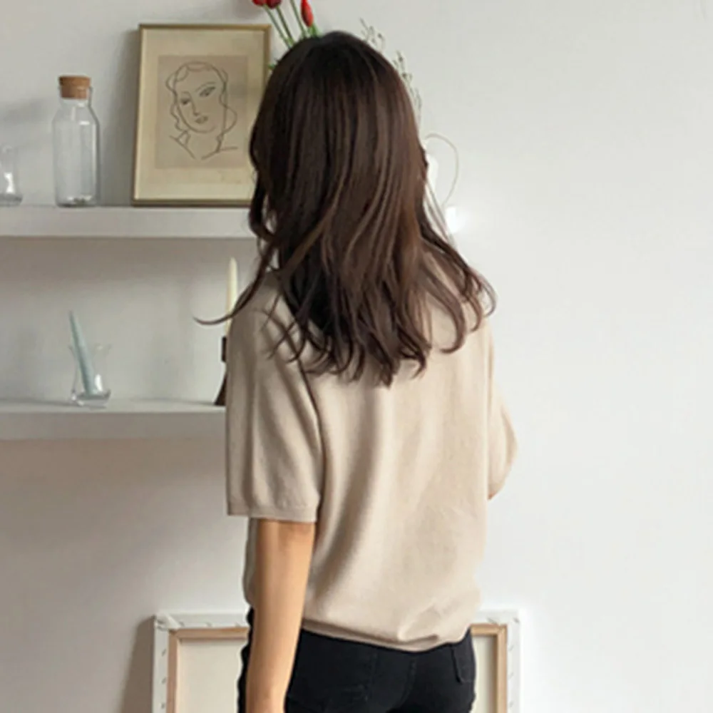 

Korean Style Ice Silk Deep V Short-Sleeved Sweater 2021 Winter Women Casual Wild Loose T-Shirt Japan School Vintage Retro Top