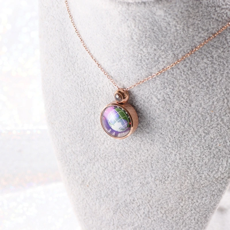 

Rotatable Global Eternal Love Nanotechnology Necklace 100 Languages of Love Pendant Lovers Valentine's Day Gift Jewelry