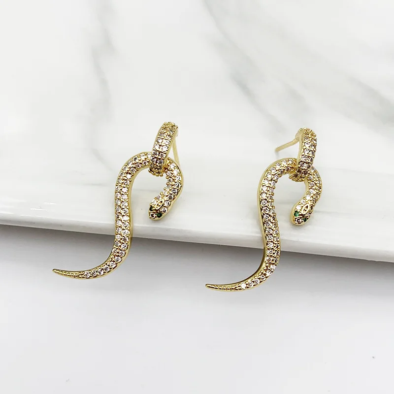 

Zircon Serpentine Earrings Female Retro Personality Design Ear Studs s925 Silver Needle Temperament Exaggerated New Ear Jewelry