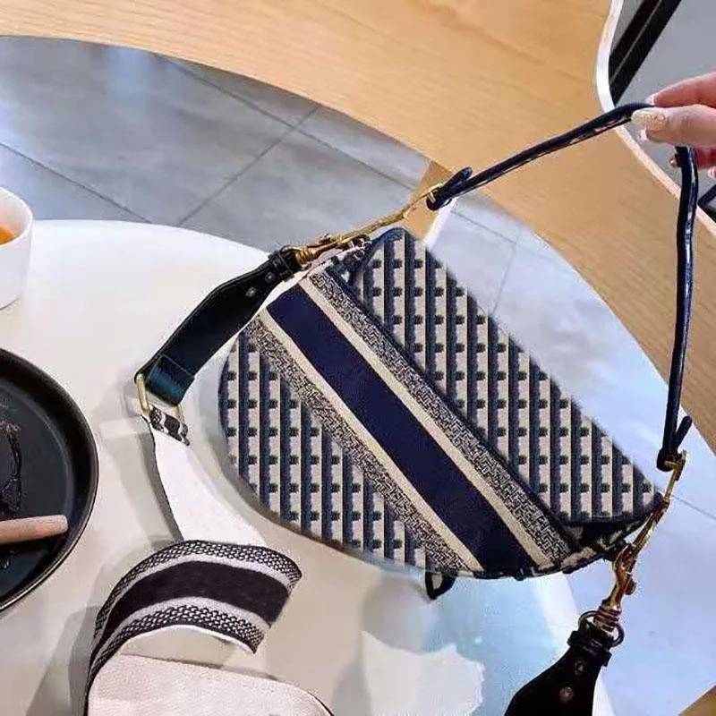 

Women's Handbags