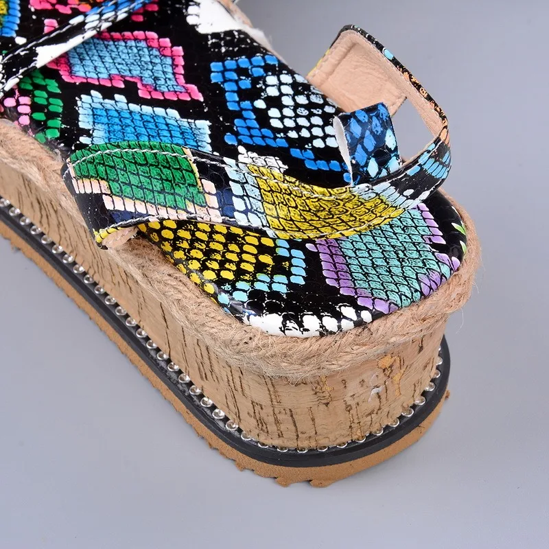

2021 Woman Sandals Ladies Open Toe Serpentine Ankle Strap Platform Shoes Female Summer New Woman Fashion Casual Sandals Dropship
