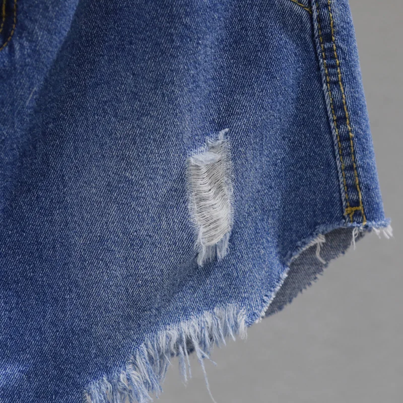 

Golden Double Row Buttons High Waist Short Denim Skirt 2021 Korean Fashion Women's Summer Curved Ripped Frayed Mini Hip Skirts