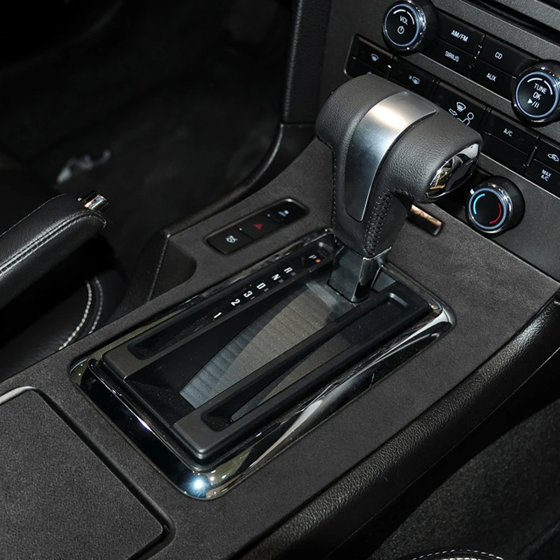 

Замшевые декоративные наклейки на центральную консоль автомобиля для Ford Mustang 2010-2014, модифицированные аксессуары для интерьера