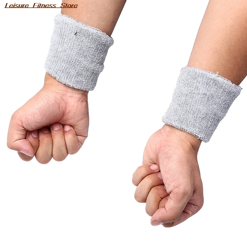 

Sportswear & Accessories