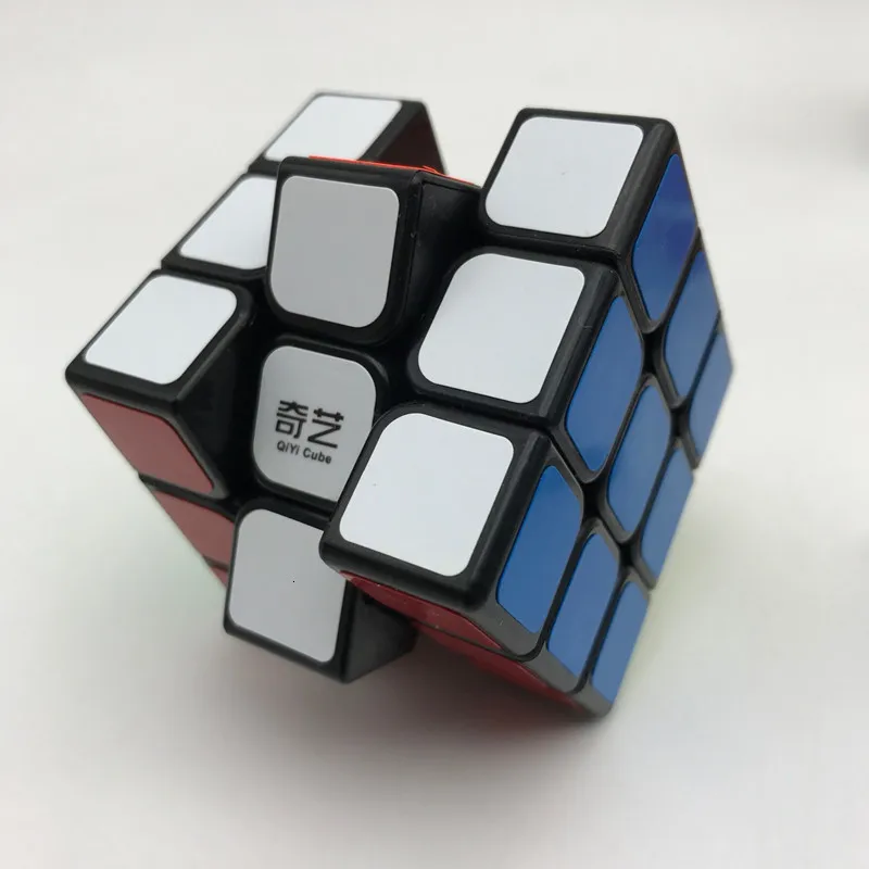 Qiyi 3x3x3 три слоя магический нео куб профессиональный конкурс скорость Cubo магические наклейки Пазлы куб игрушки для детей