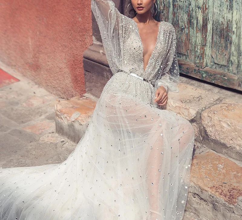 Блестящее платье макси с рукавами фонариками и открытой спиной Блестящие