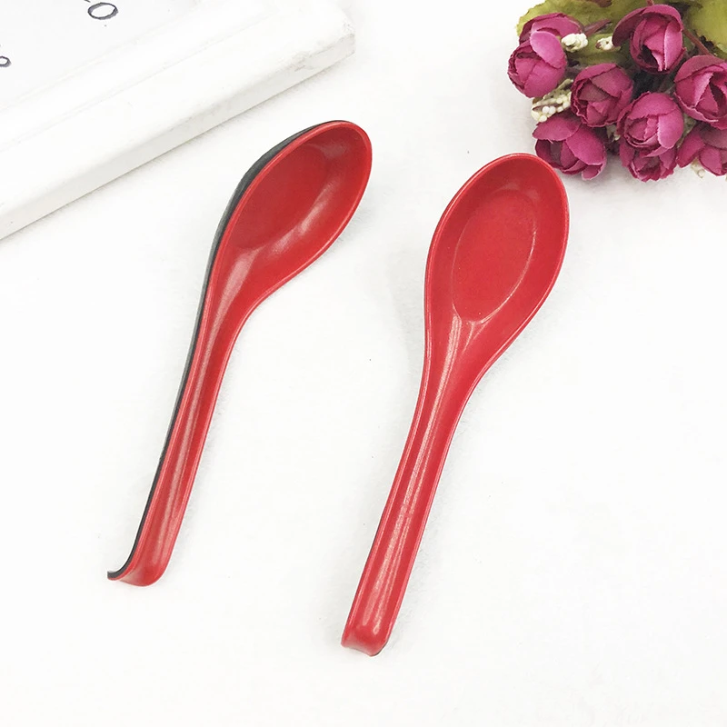 1 шт. японский Стиль суповая ложка красного и черного цвета Цвет пластиковая