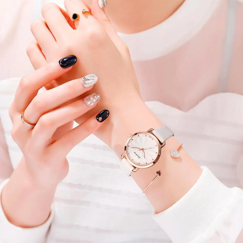 Часы наручные женские кварцевые в винтажном стиле модные повседневные