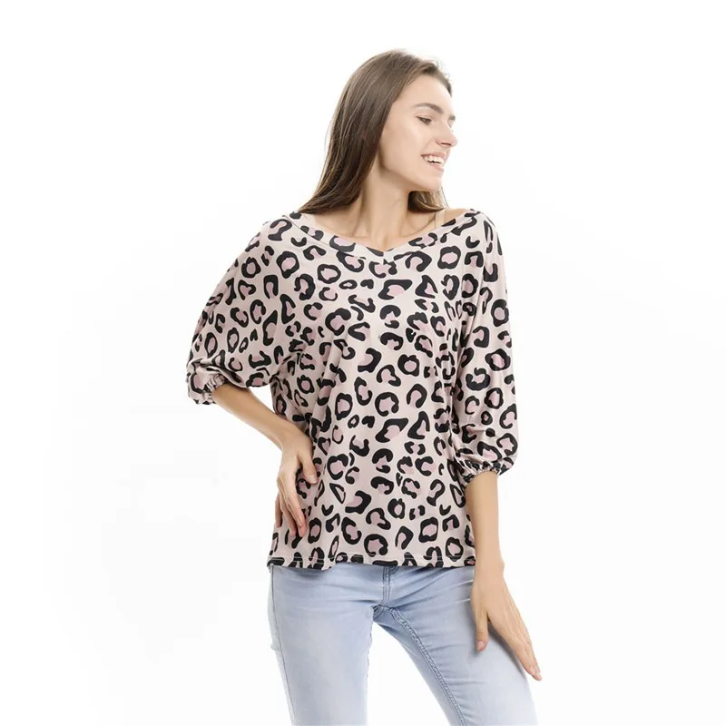 

Women's Casual T Shirt Autumn Tops Streetwear Leopard Print T-Shirts Loose V-Neck Long Sleeve T-Shirt Female Tops Plus Size 2XL