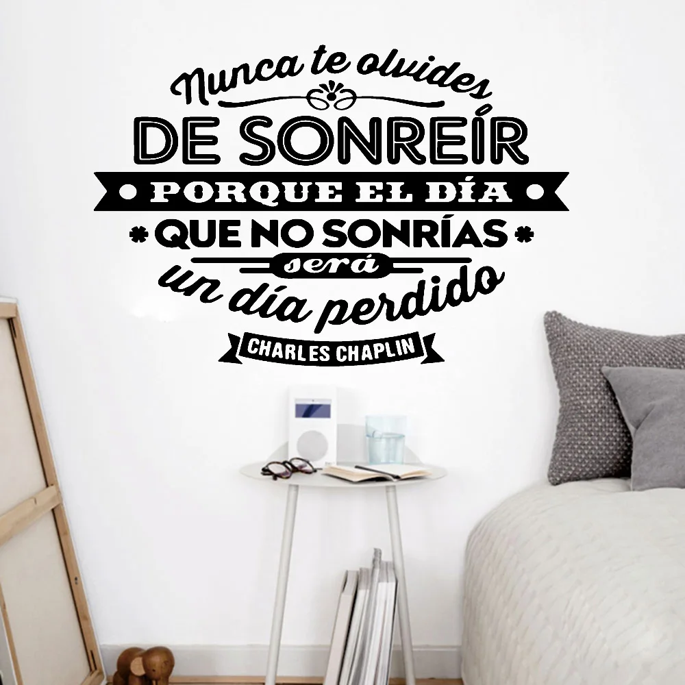 

Настенные наклейки Charles Chaplin, испанские вдохновляющие цитаты для гостиной, украшения дома, современные офисные виниловые наклейки на стены ...