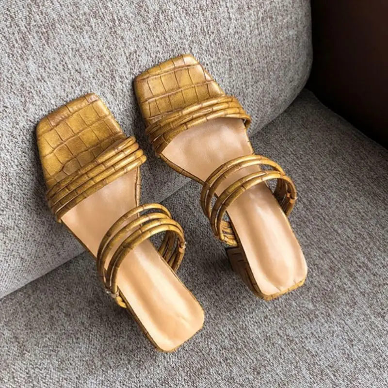 Tuyoki женские босоножки модная обувь на высоком квадратном каблуке Шлепанцы Сезон