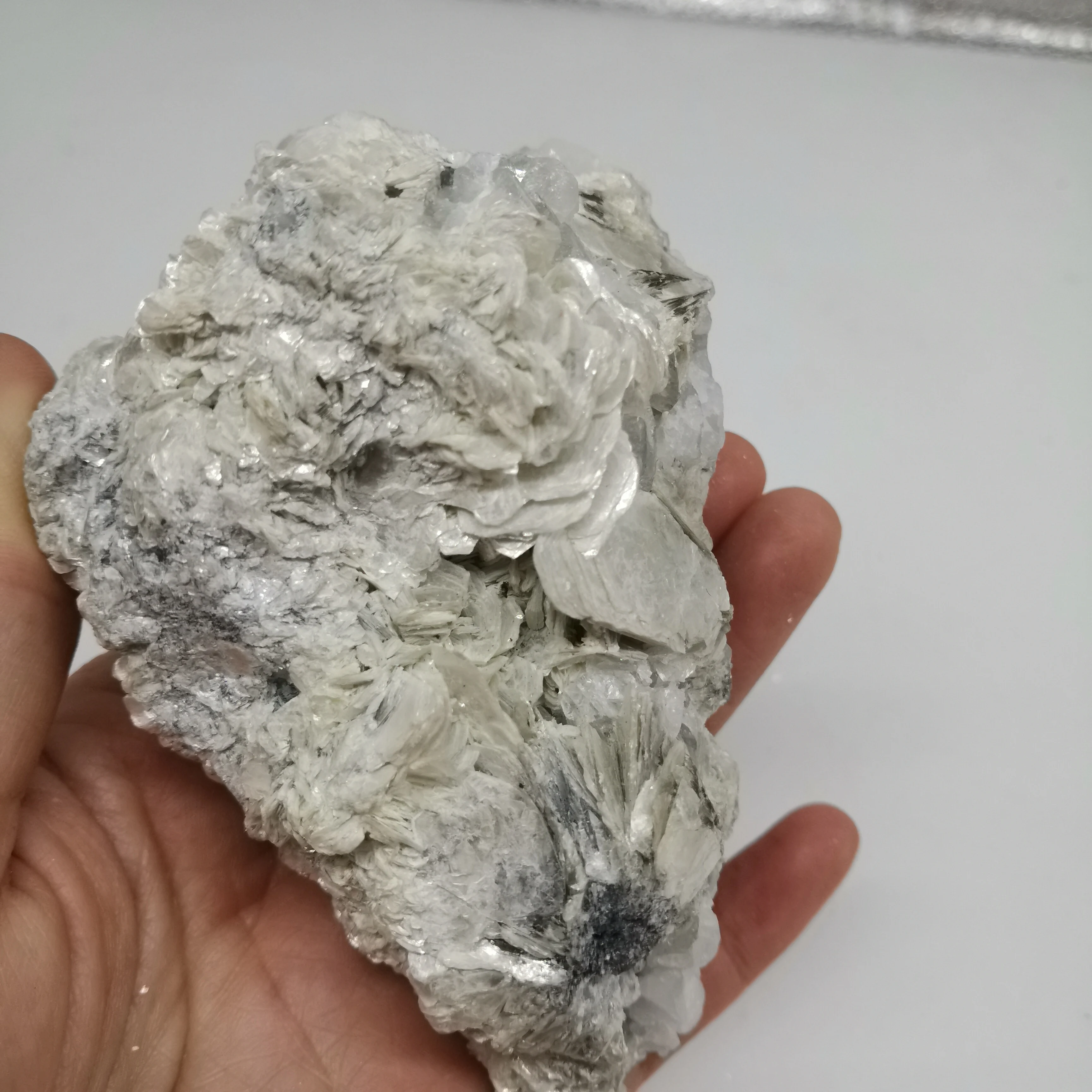 361 г натуральный исцеляющий Аквамарин с микросхемой Описание Украшения Камня #