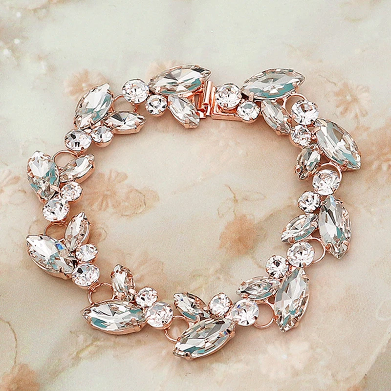 Женский браслет с подвесками из розового золота кристаллами роскошные