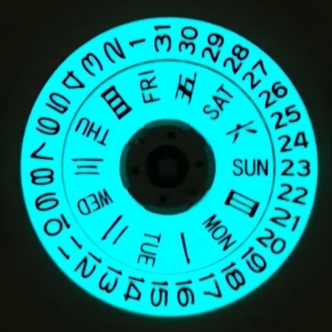 

Refit Your Calendar/week Plate NH35/36 Full Luminous Calendar Disk/week Plate for R35 NH35/36.4/36.7 S26.6 R15 Movement