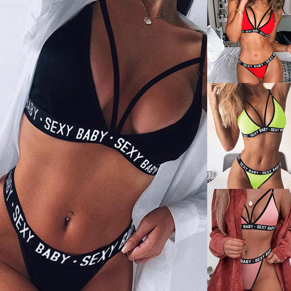 Комплект женского спортивного нижнего белья с чашками пуш-ап и трусиками |