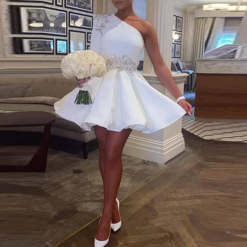 

White Prom Party Dresses One Shoulder Formal Gowns One Shoulder Sleeves Beads Women Short Prom Dress Crystals Knee Length