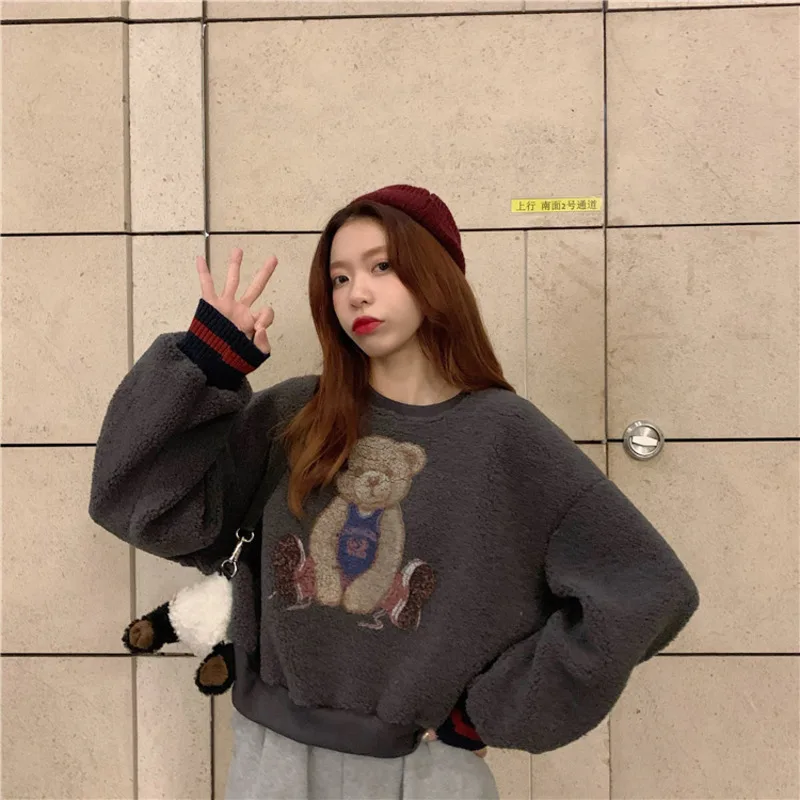 

Loose Little Bear Pullover Crew Neck Sweatshirt Women Fashion Autumn 2020 New Korean Version Of Imitation Lamb Wool Plush En*