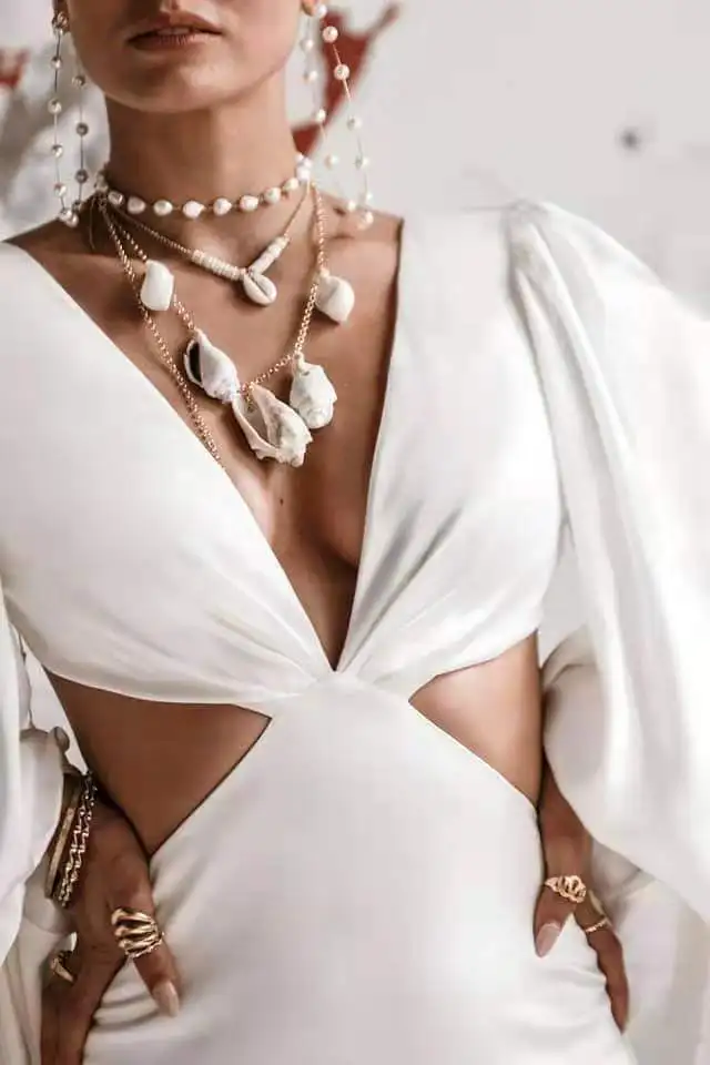 

deep V-Neck cut out sexy evening dress with long sleeves robe soiree backless Sweep Train Prom Dress robe de mariée