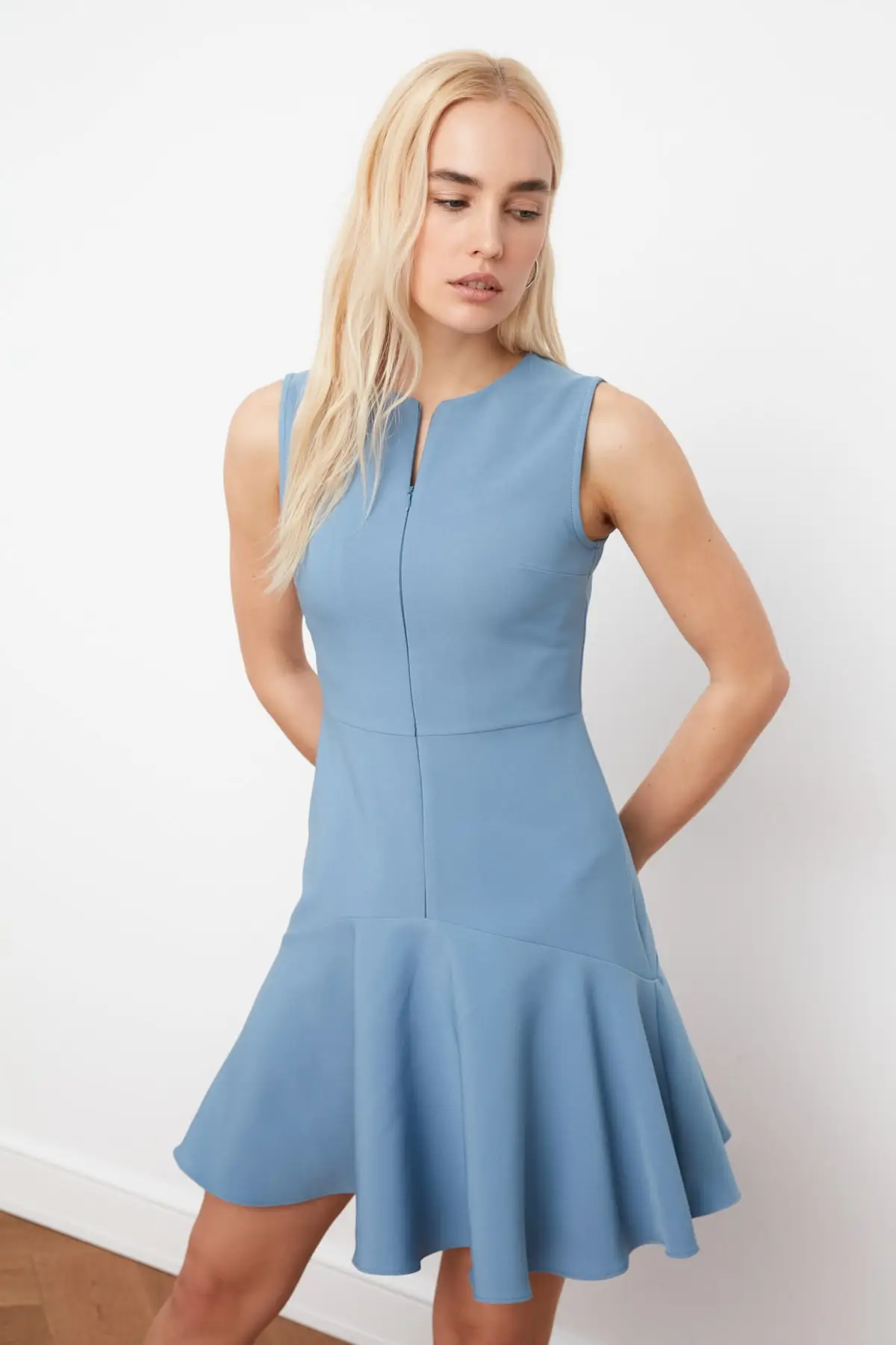 

Trendyol Zipper Detail Dress TWOSS20EL1124
