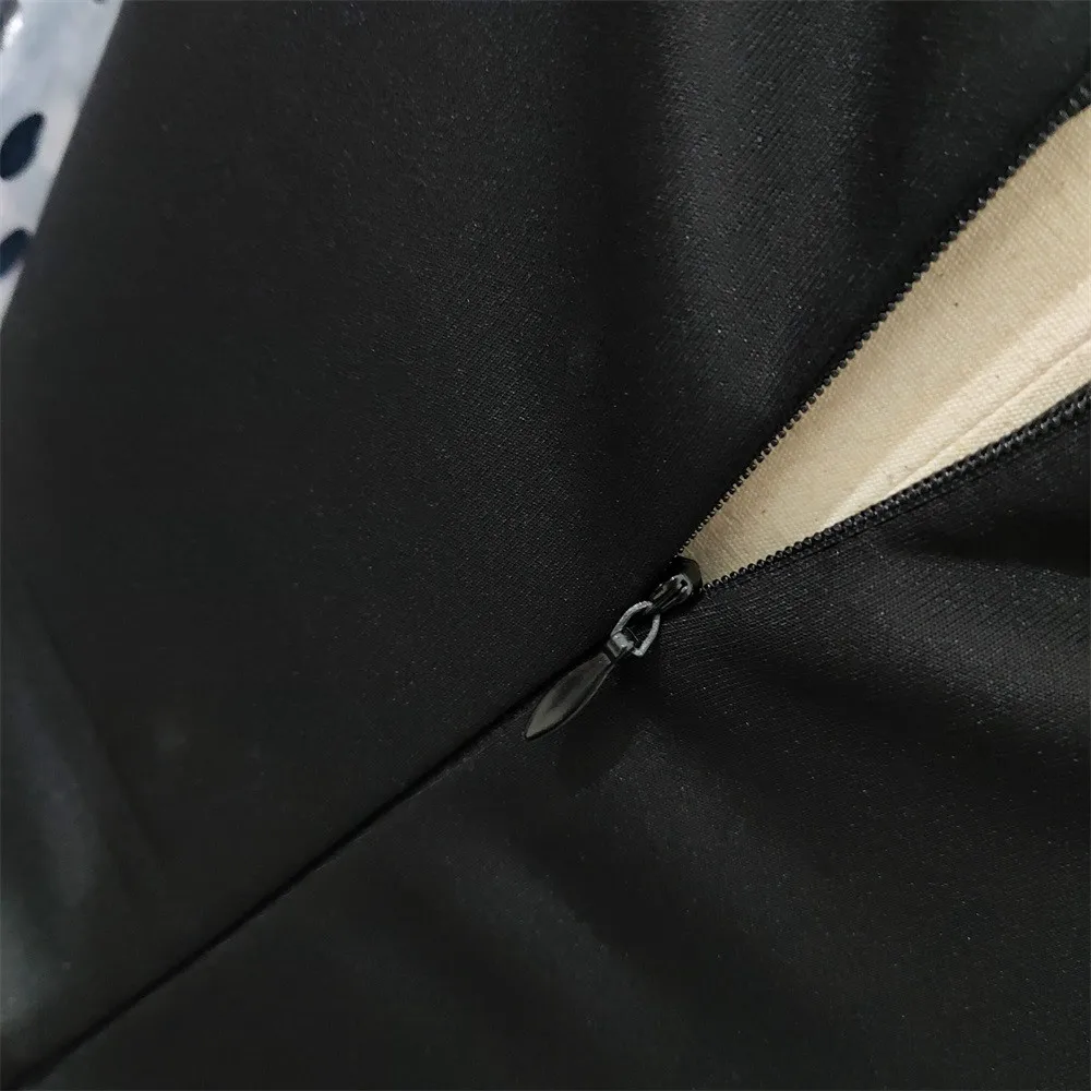 Черное Платье макси с длинным рукавом длинными пышными рукавами в горошек