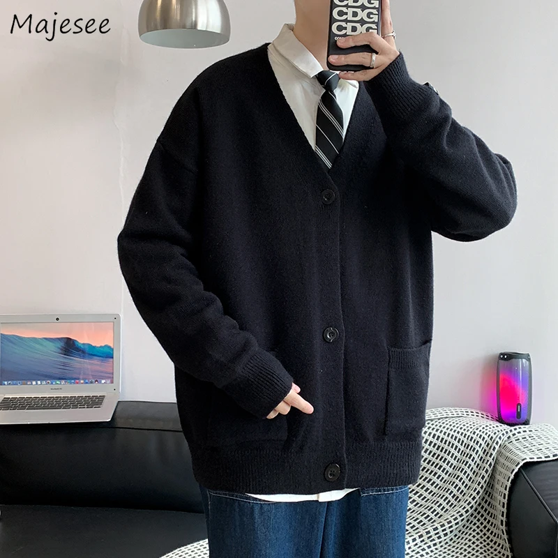 

Men Cardigans Casual Solid V-neck Preppy Loose Sweaters Classic Black Knitwear Autumn Winter Oversize Fashion Mens Clothing Chic