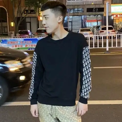 

2020 autumn and winter net red new side stitching full print sweater