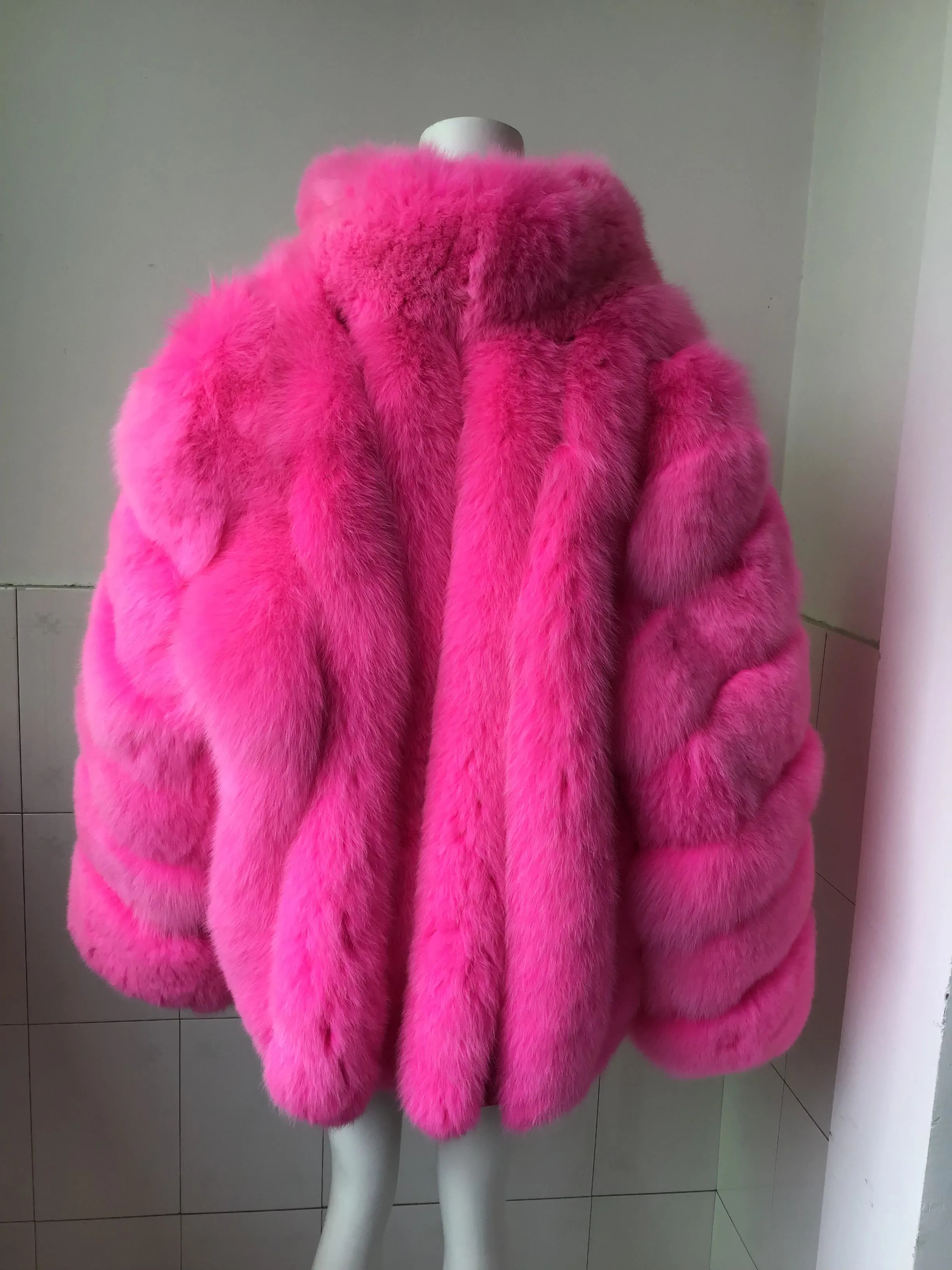 Женская зимняя куртка в Вертикальную Полоску с лисьим мехом | одежда