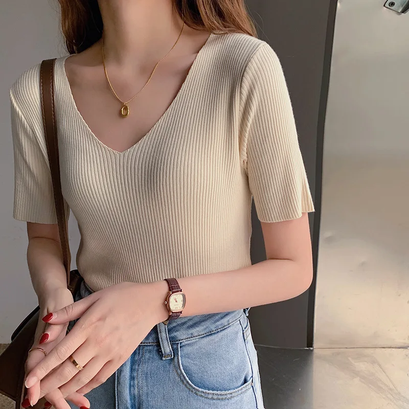 

2021 Casual T-shirt summer solid color T-shirt v-neck short-sleeved women's T-shirt 100% gray